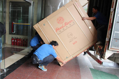 蒋场镇钢琴贵重工艺品无忧运
